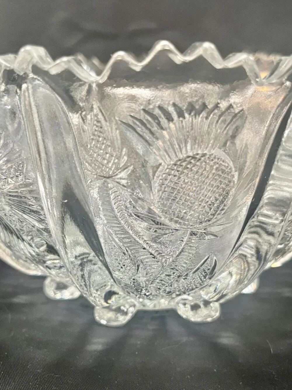 Antique Early American Pressed Glass “Paneled Thistle” (Delta) Pattern Bowl
